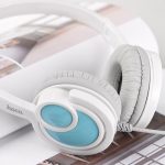 Wired headphones “W17 Delightful” with mic adjustable head beam - Image 4